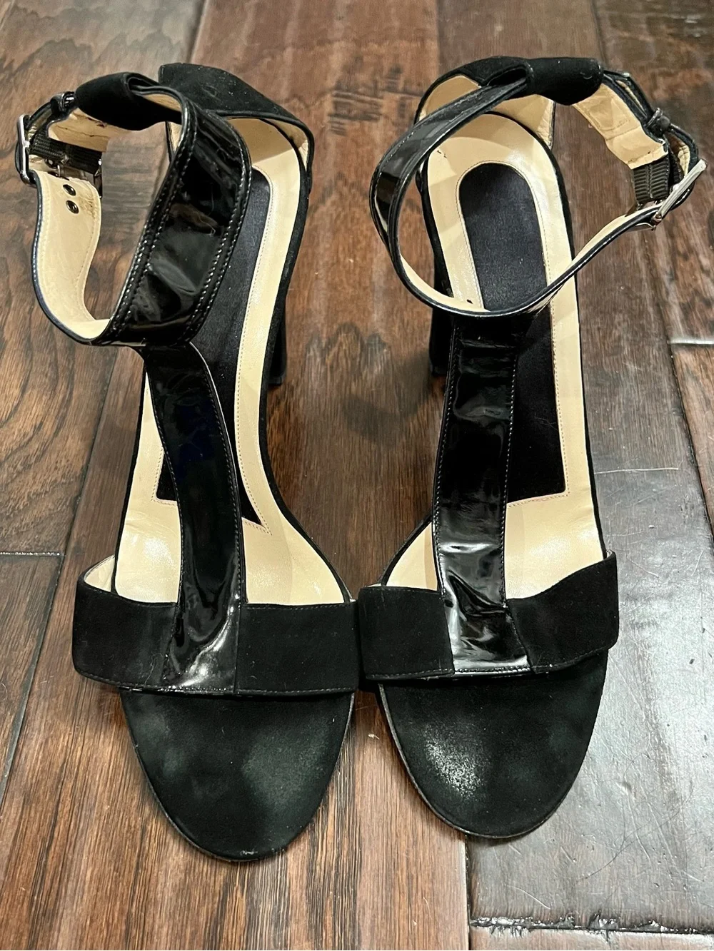 Authentic Gucci Patent Suede Leather Ankle T-Strap Block Heel